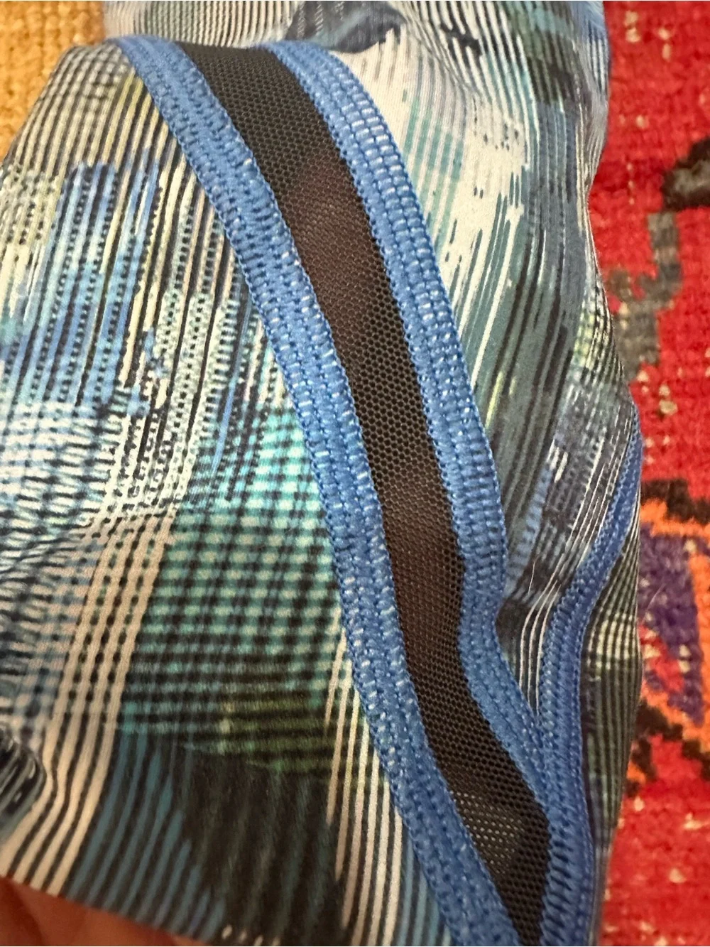 LULULEMON blue print cropped sheer cut out sz 6 - worn once